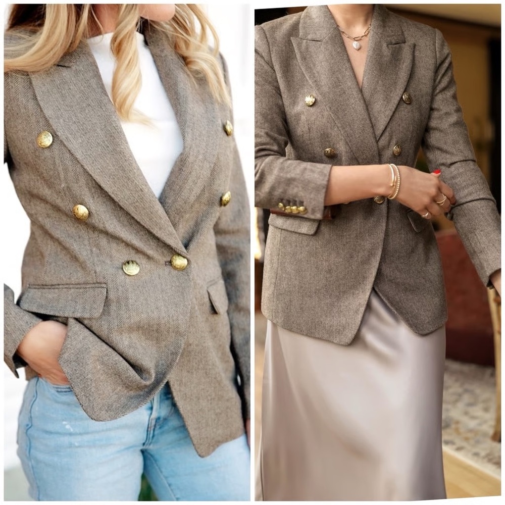 Banana Republic Women's Brown herringbone Blazer with Gold Buttons
